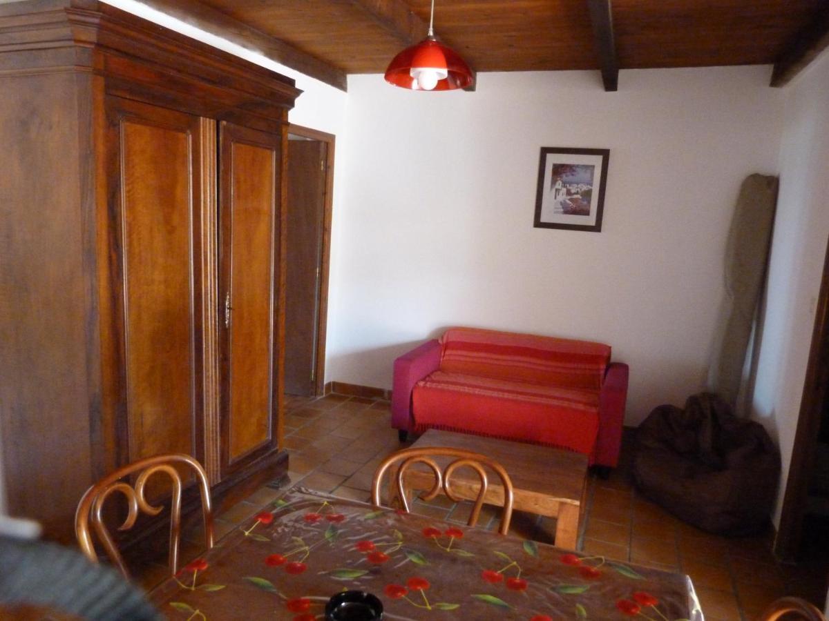 Apartment A Rossa Location