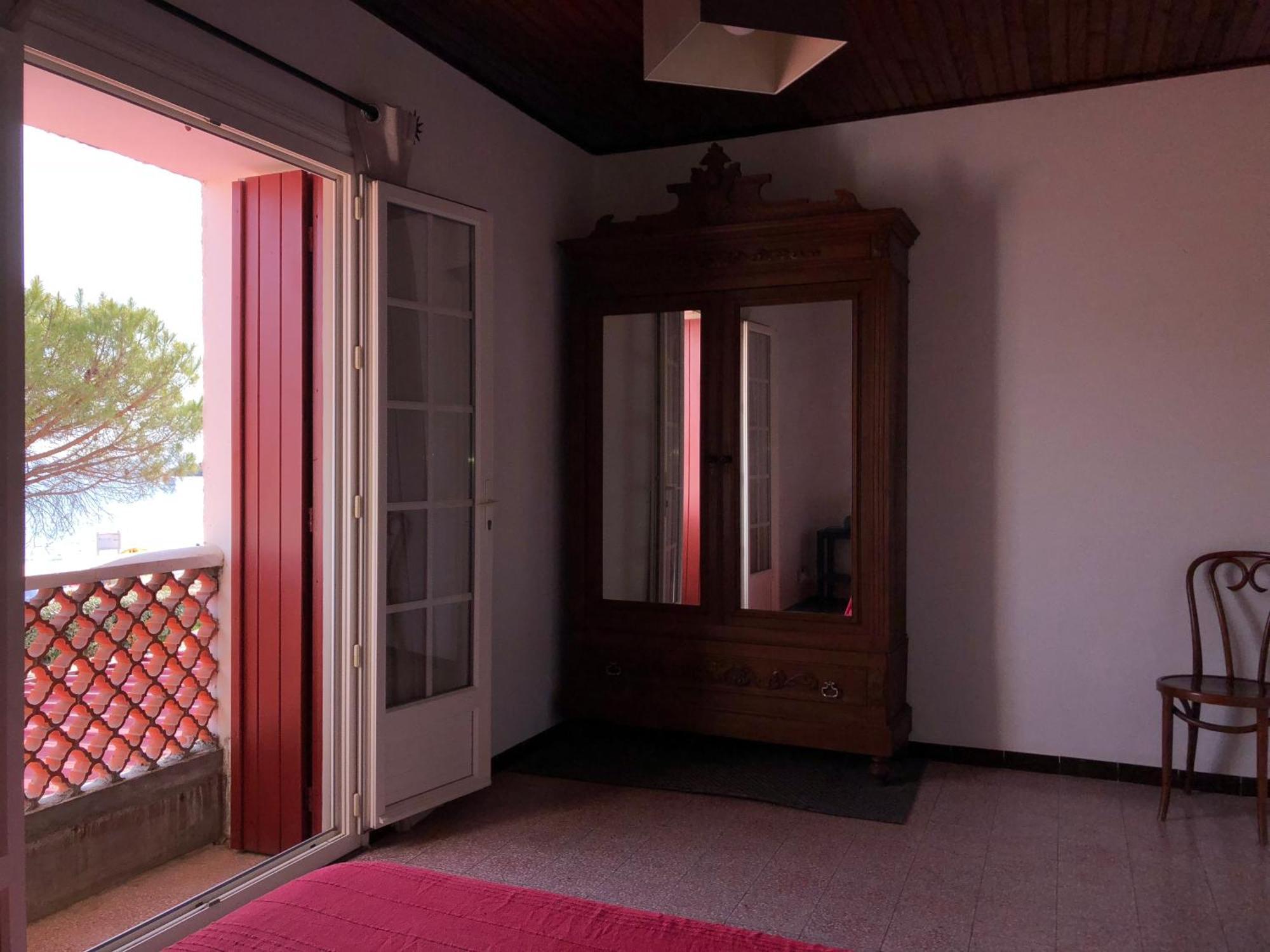 A Rossa Location Favone